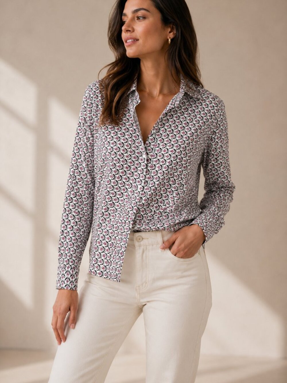 Leylie Los Angeles Floral Print Button Down Blouse XS Rayon Long Sleeve